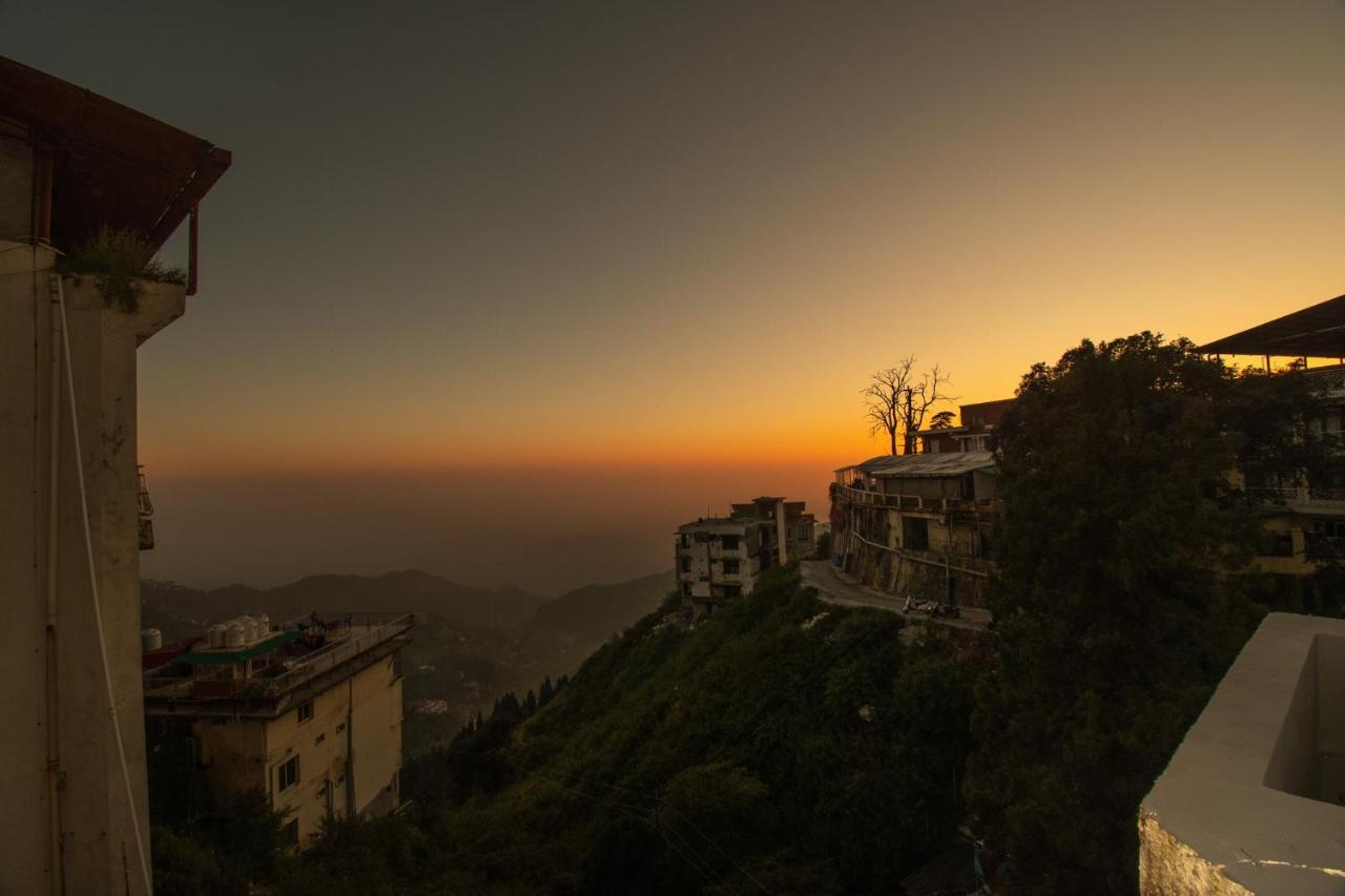 Riversun Hotel Mall Road Mussoorie Zewnętrze zdjęcie