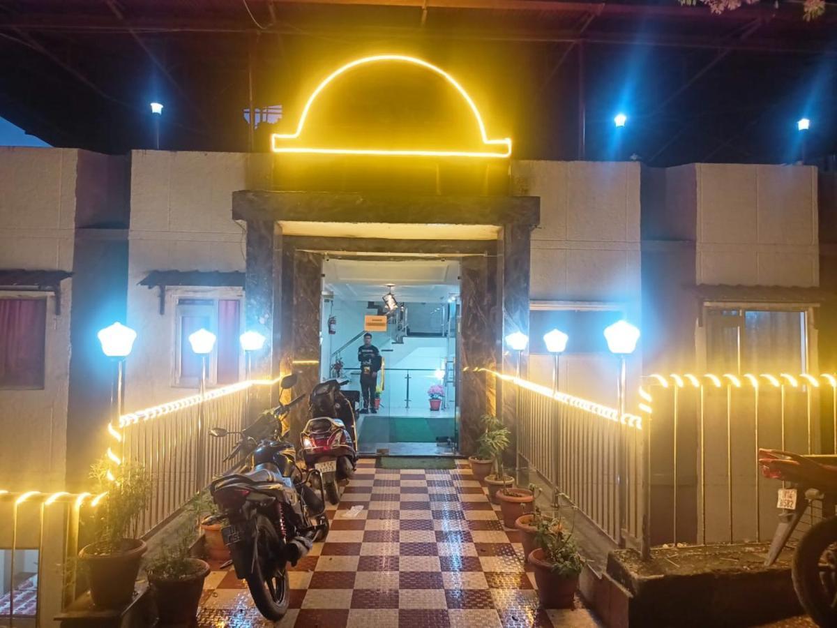 Riversun Hotel Mall Road Mussoorie Zewnętrze zdjęcie