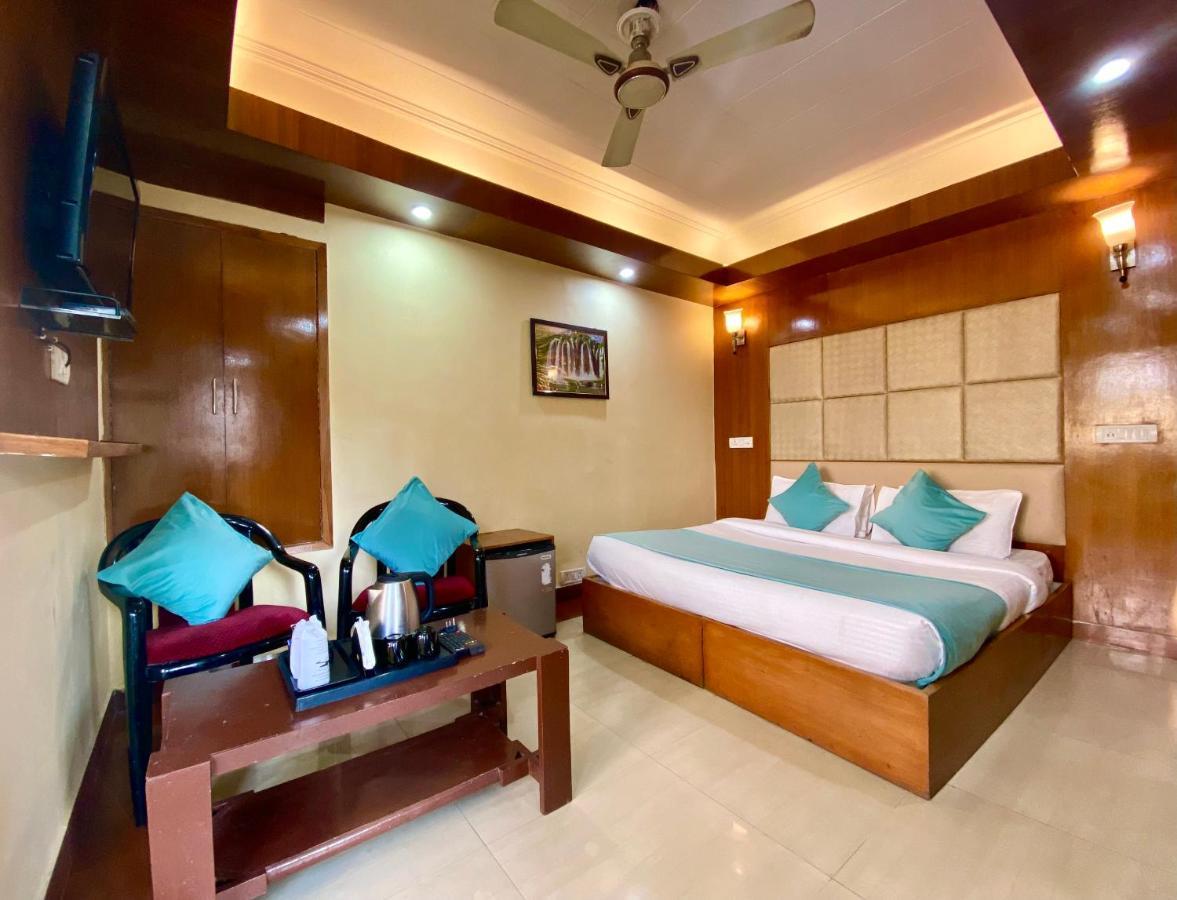 Riversun Hotel Mall Road Mussoorie Zewnętrze zdjęcie