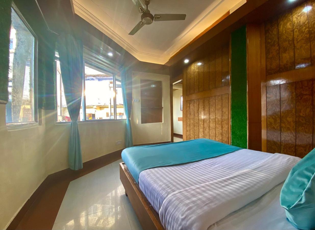 Riversun Hotel Mall Road Mussoorie Zewnętrze zdjęcie