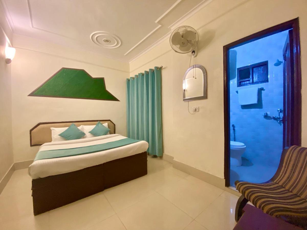 Riversun Hotel Mall Road Mussoorie Zewnętrze zdjęcie